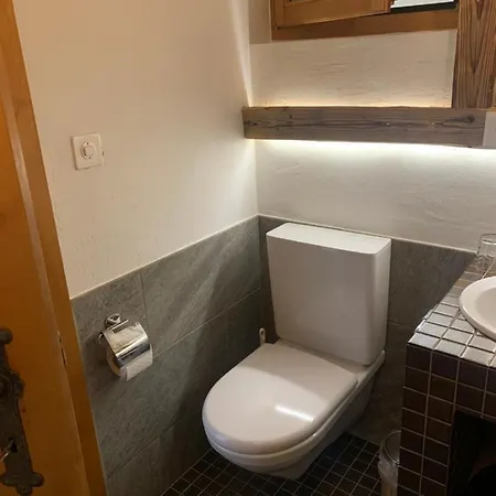 In Den Bergen Mit Grosser Terrasse *