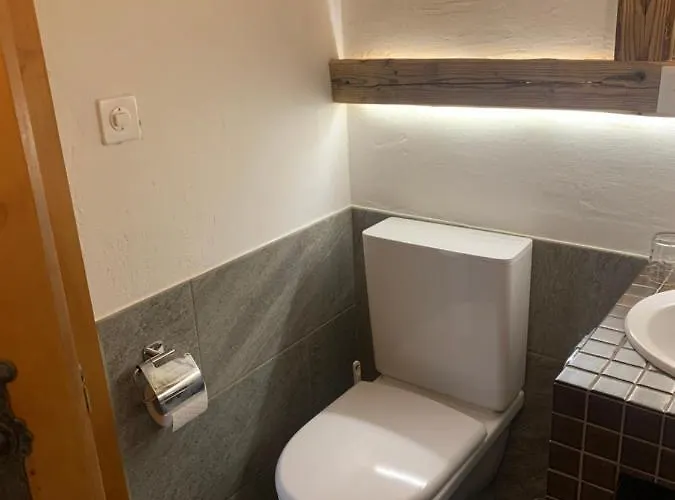 In Den Bergen Mit Grosser Terrasse *