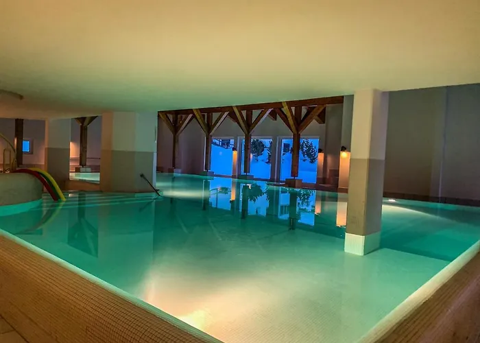 In Den Bergen Mit Grosser Terrasse بيفيو